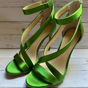🔥 Imagine Vince Camuto Heels 🍀